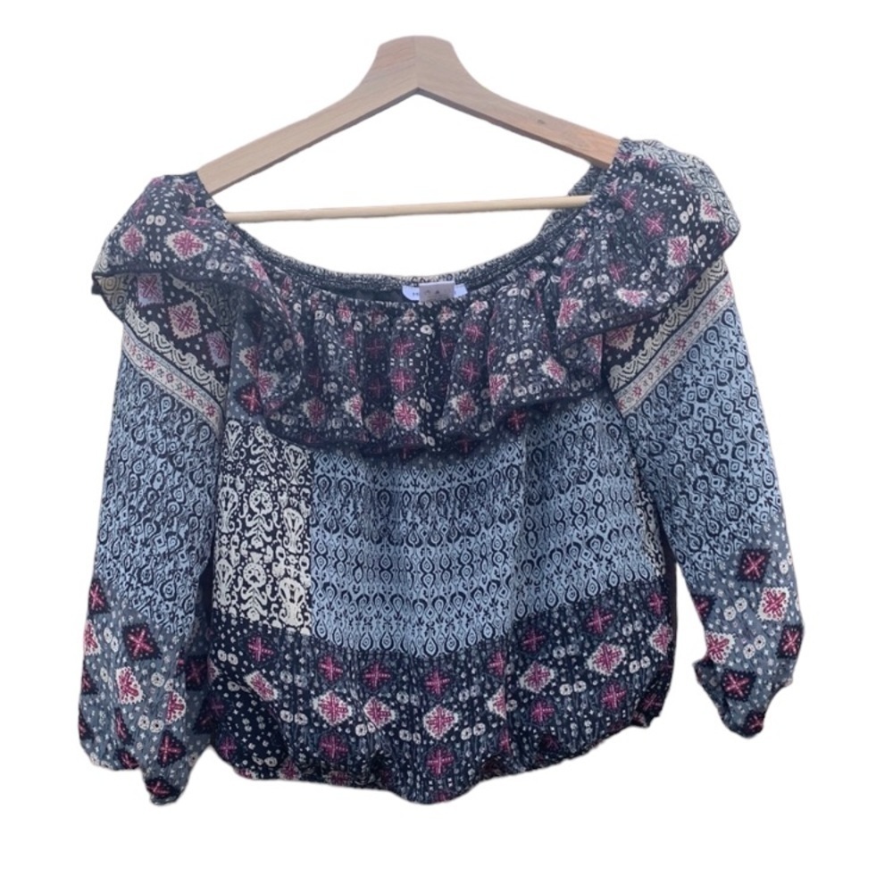 Miley + Molly women's small ruffled floral blouse, 3/4 sleeve